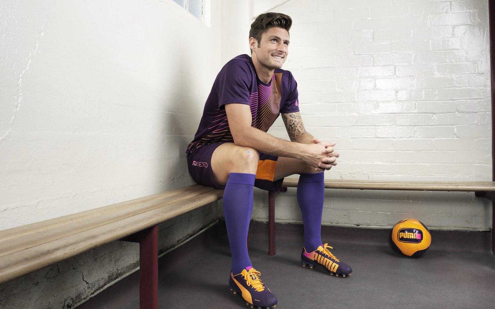 唐斯狂砍35分18篮板主宰内线，尼克斯力克黄蜂稳固季后赛席位