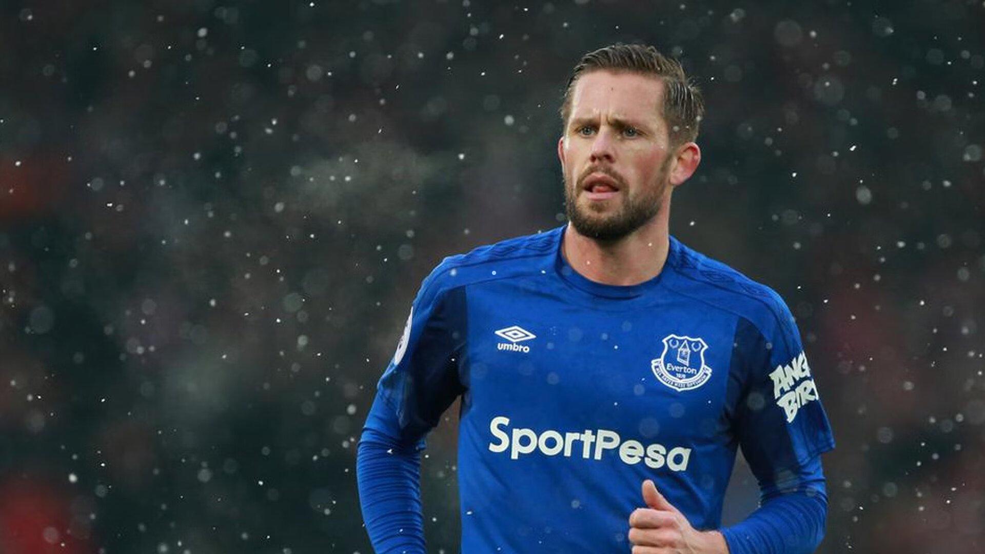 1亿天价锁定英超魔术师！瓜帅盛赞安德森引爆曼市双雄争夺战